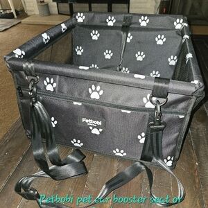 bobi Black Paw-Print Dog Car Booster Seat